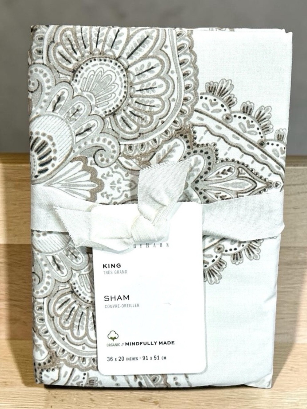 Pottery Barn "Sonya Medallion" king-sized pillow sham in gray..1 Single Sham